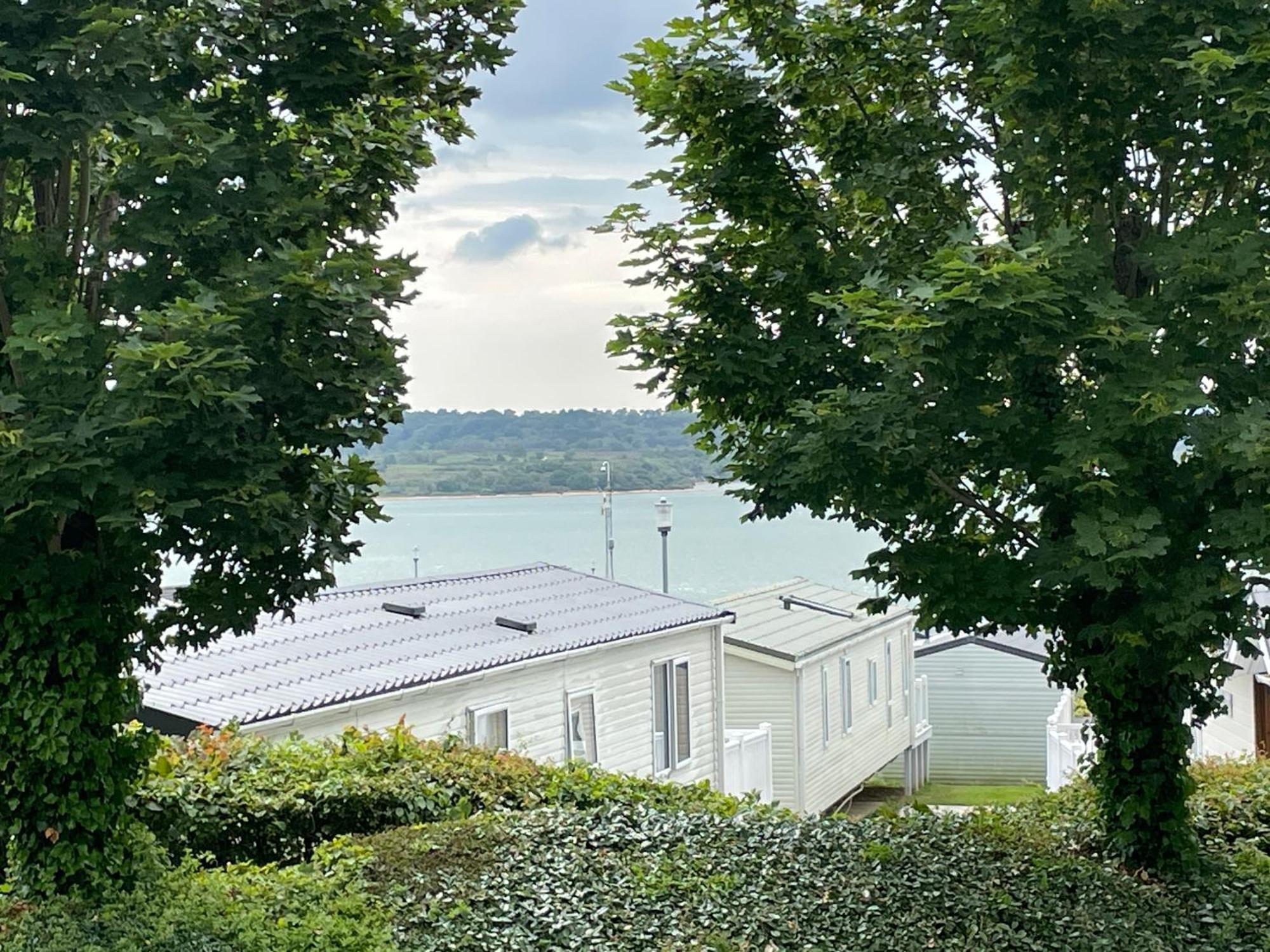 Rockley Park Private Holiday Homes Poole Exterior photo